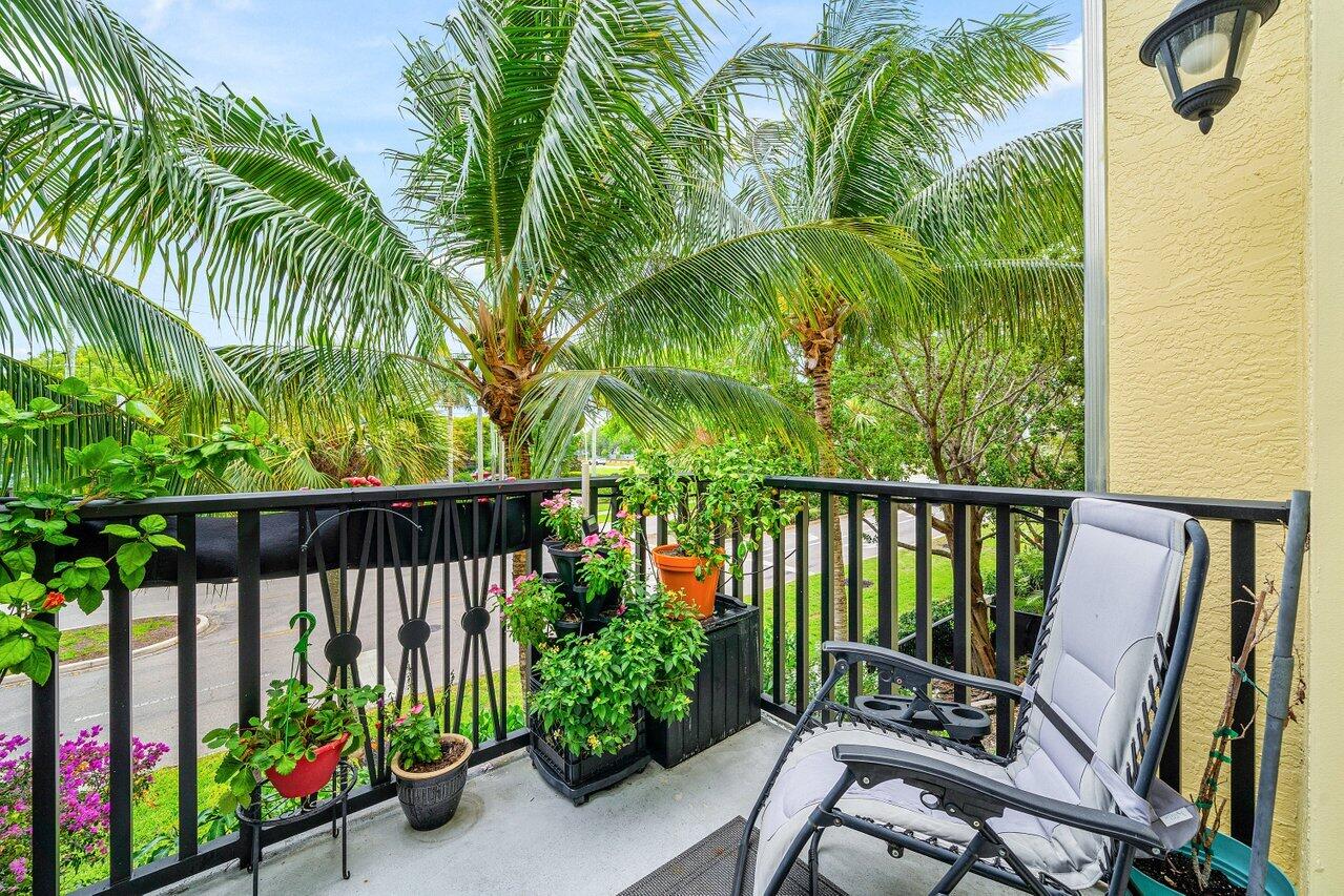 LATITUDE DELRAY - Residential