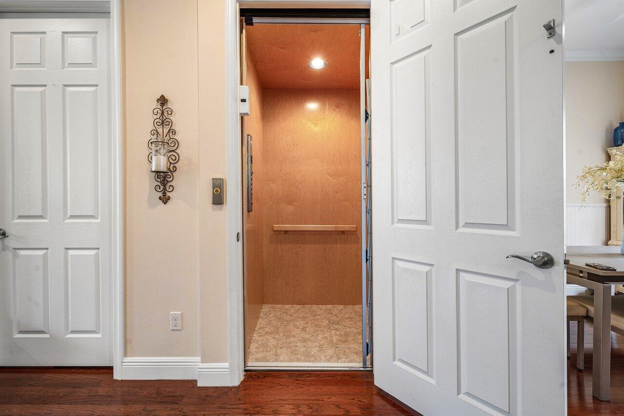 LATITUDE DELRAY - Residential