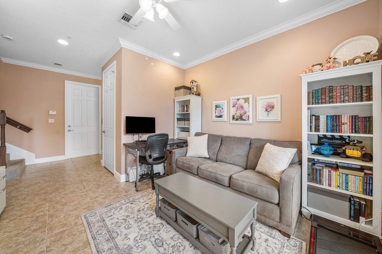 LATITUDE DELRAY - Residential