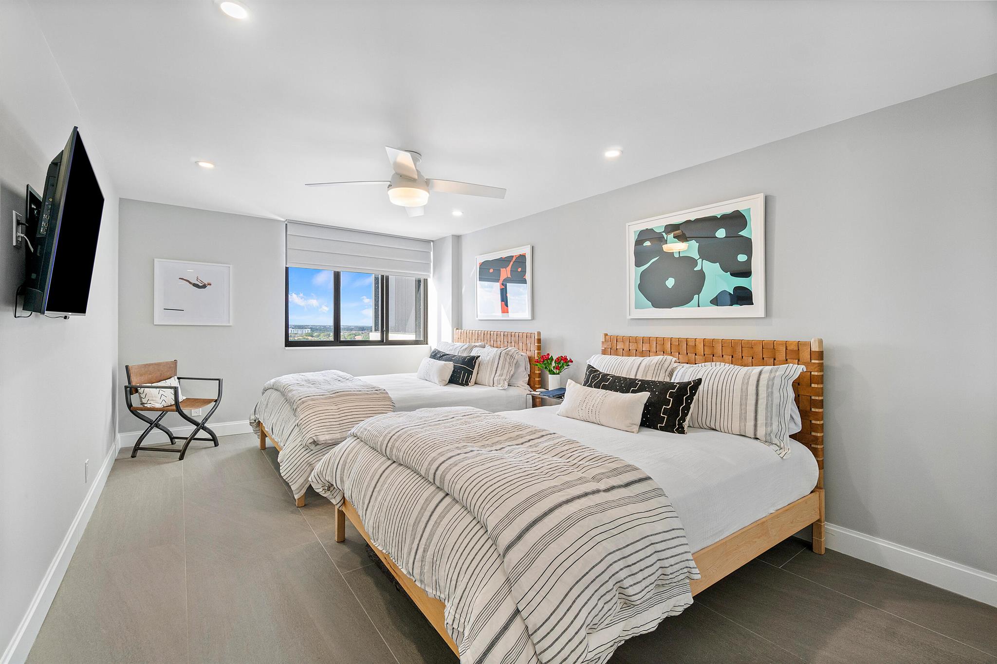 CORONADO AT HIGHLAND BEAC - Residential Lease