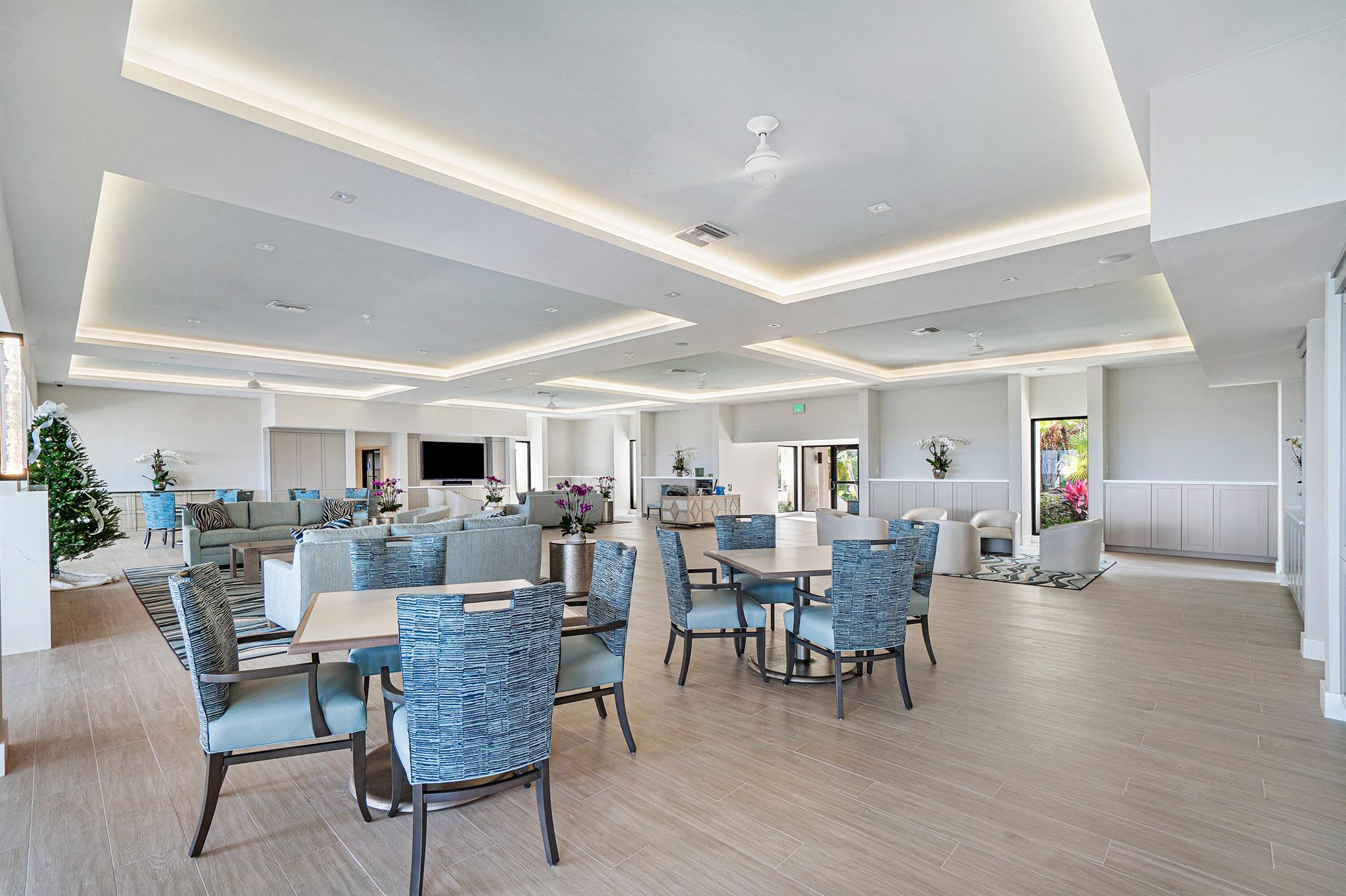 CORONADO AT HIGHLAND BEAC - Residential Lease