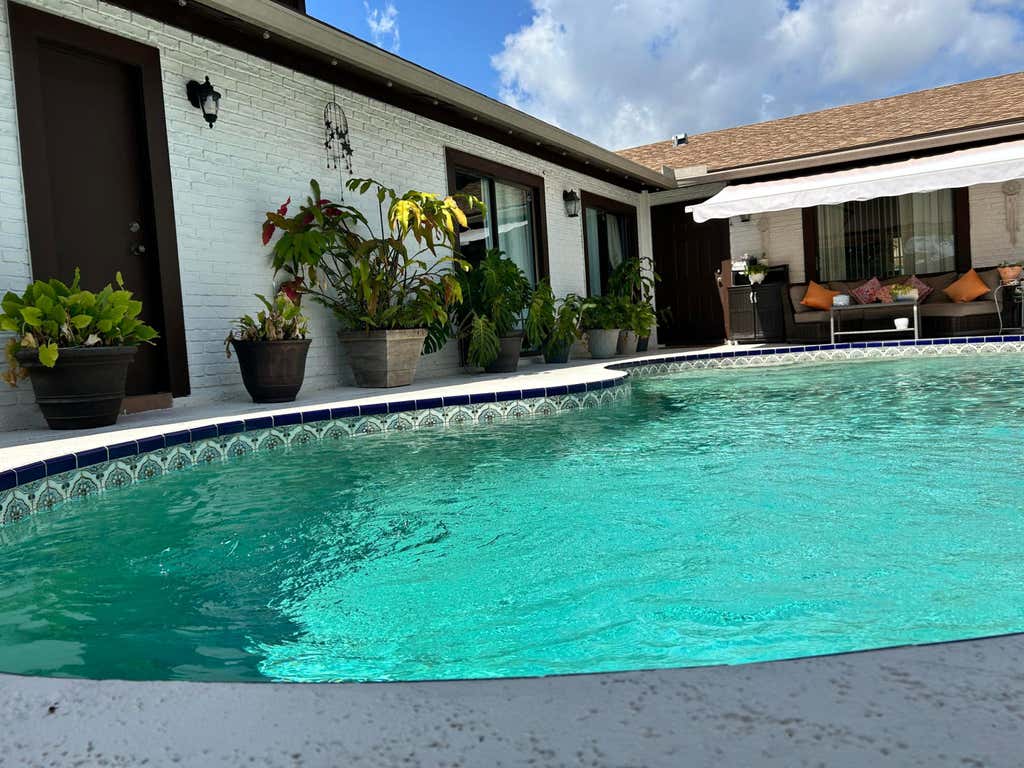 Photo of 9622 Boca Gardens Parkway, Boca Raton, FL 33496 (MLS # B26038254)