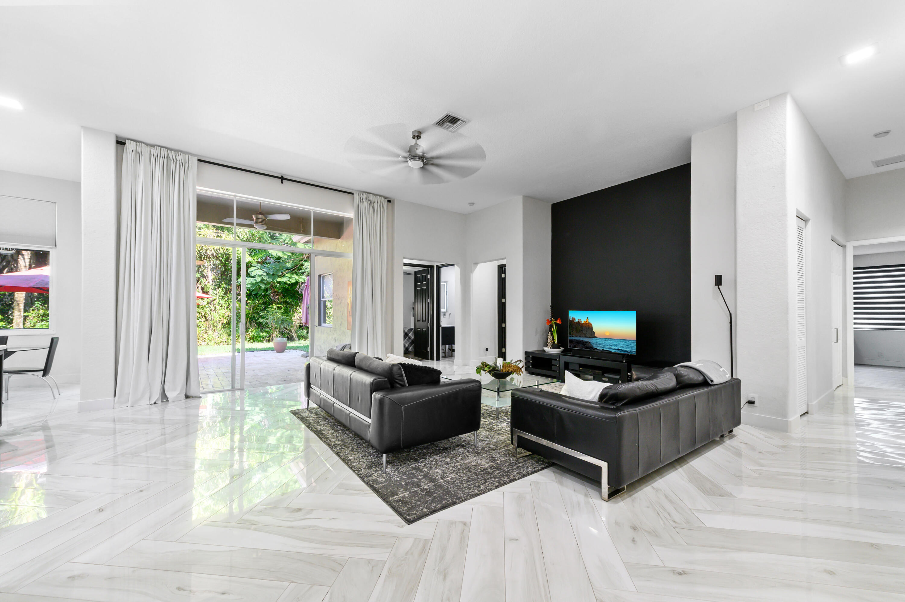 FIELDSTONE - Residential