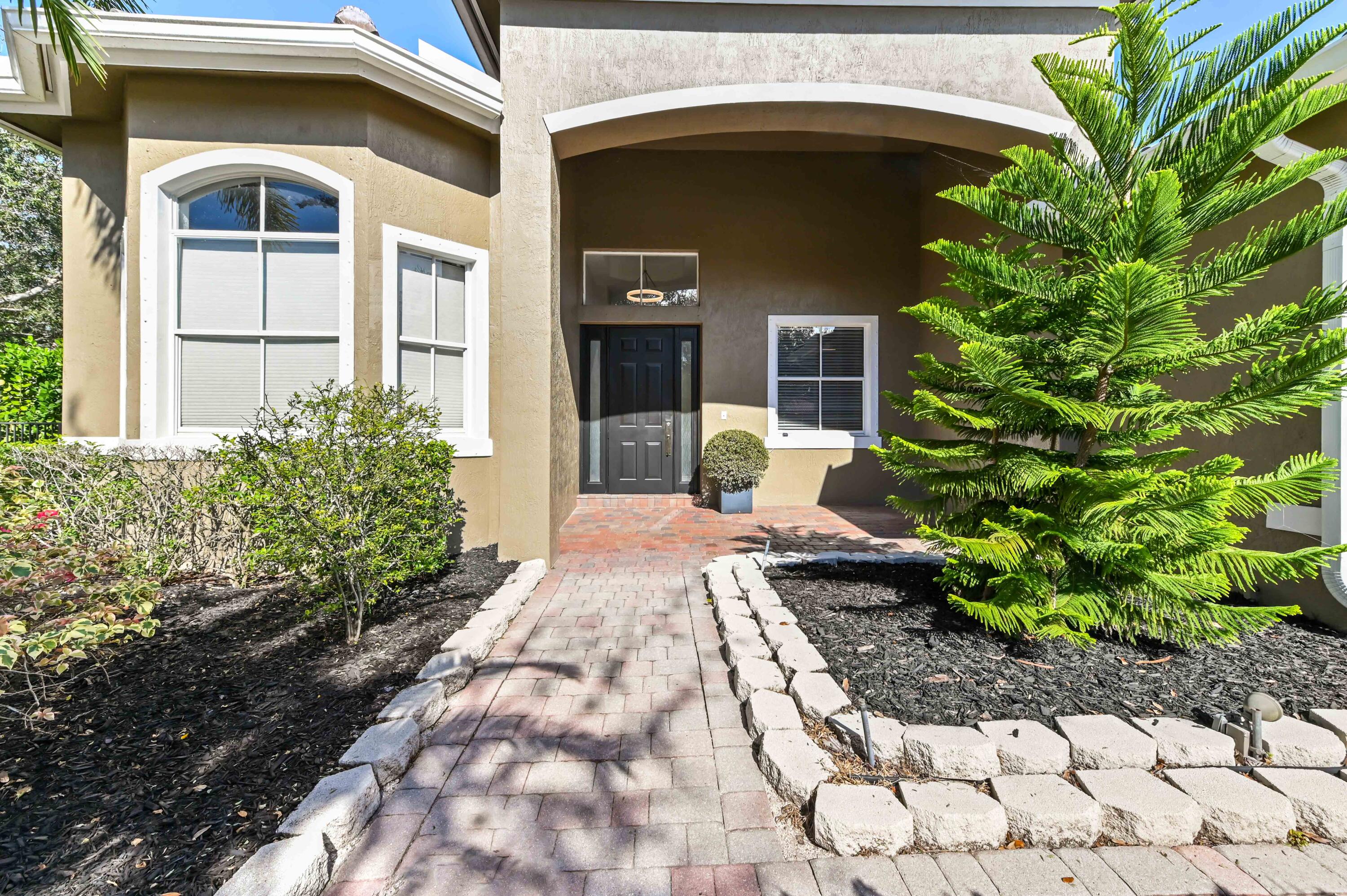 FIELDSTONE - Residential