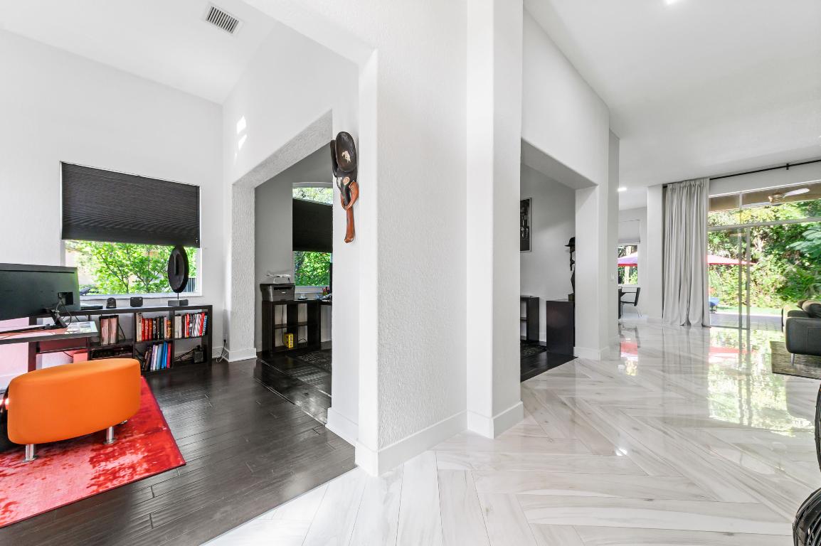 10271 Cypress Lakes Preserve Drive