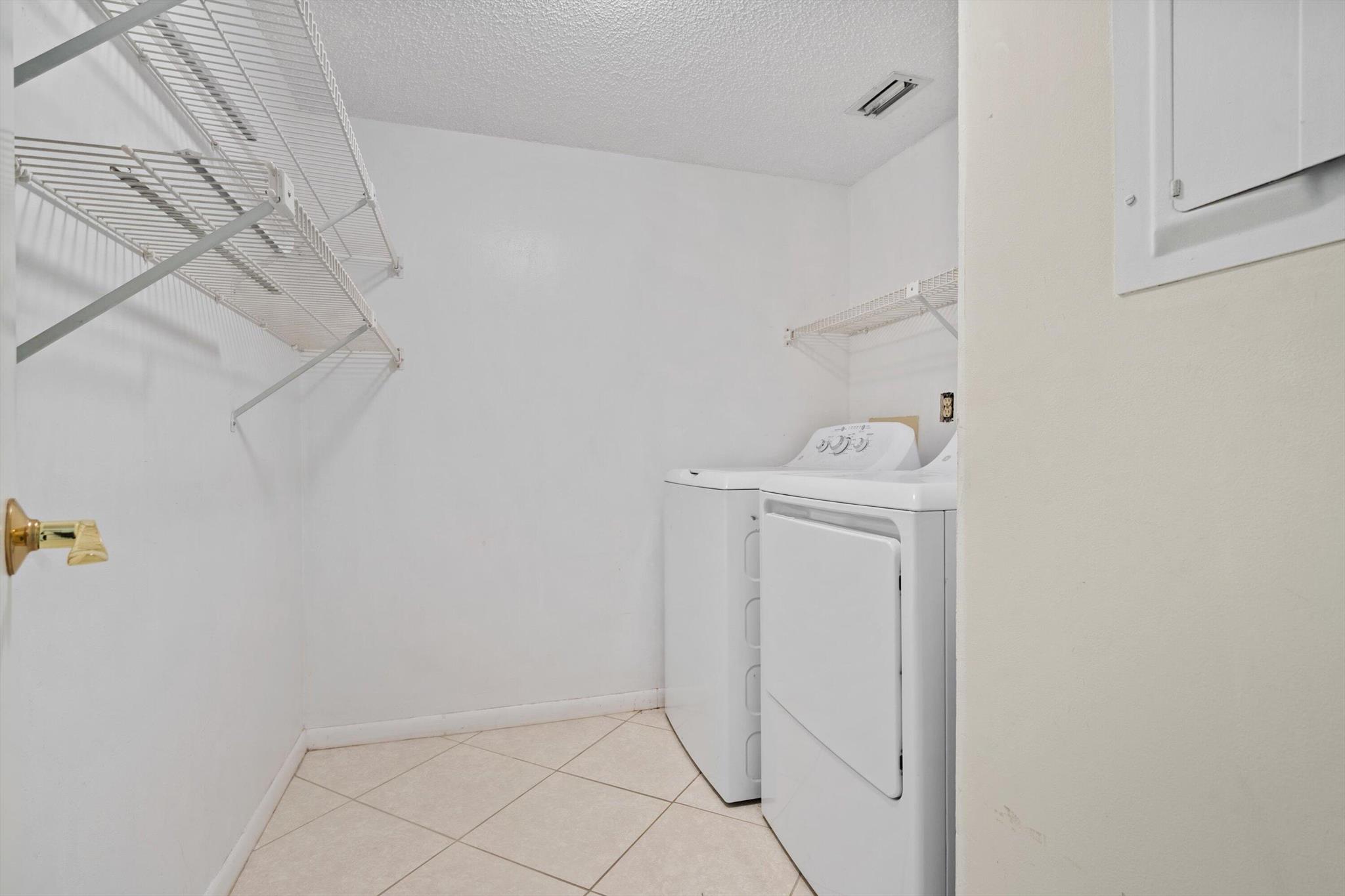 PINE RIDGE AT MARTIN DOWN - Residential