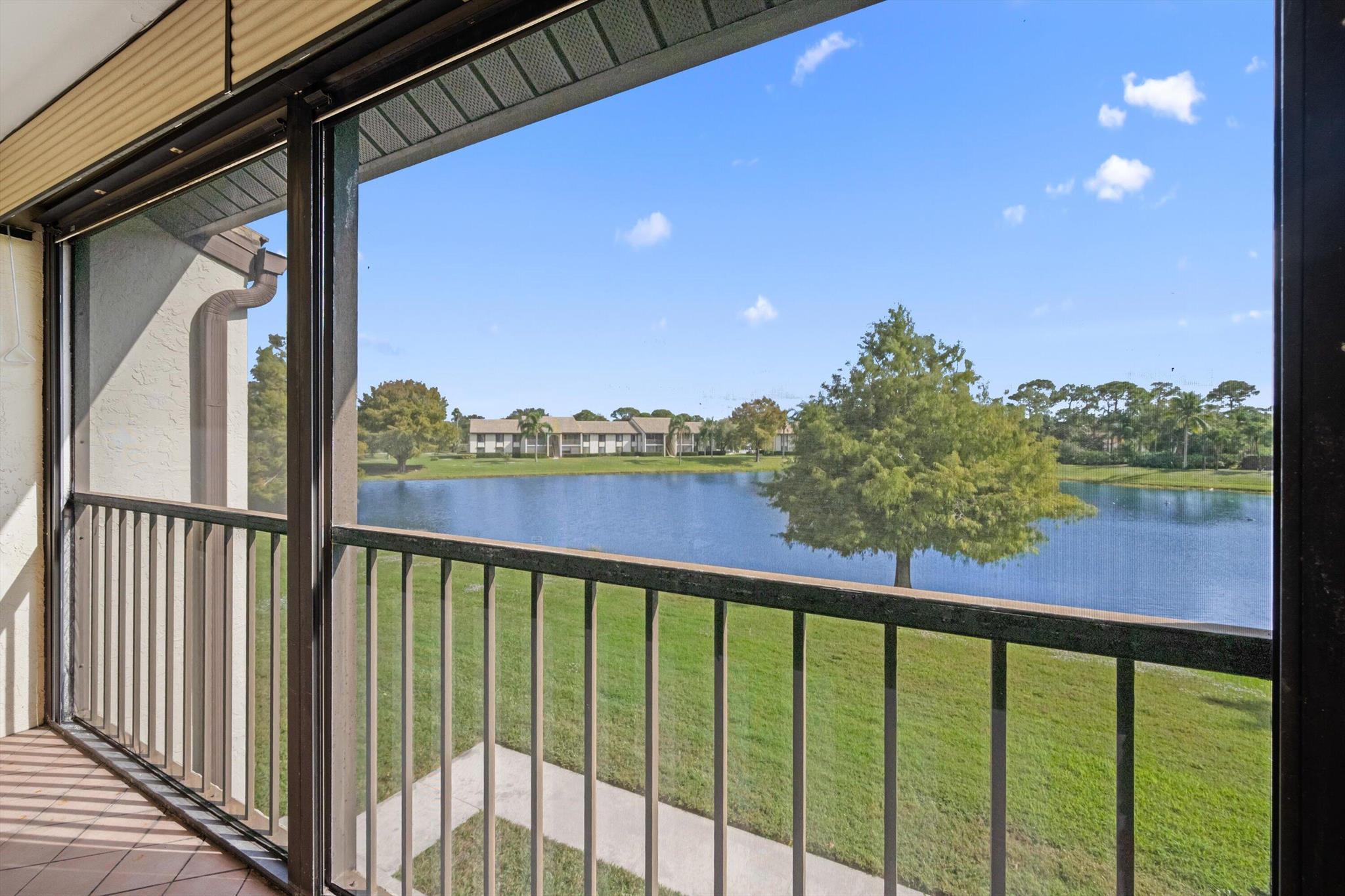 PINE RIDGE AT MARTIN DOWN - Residential