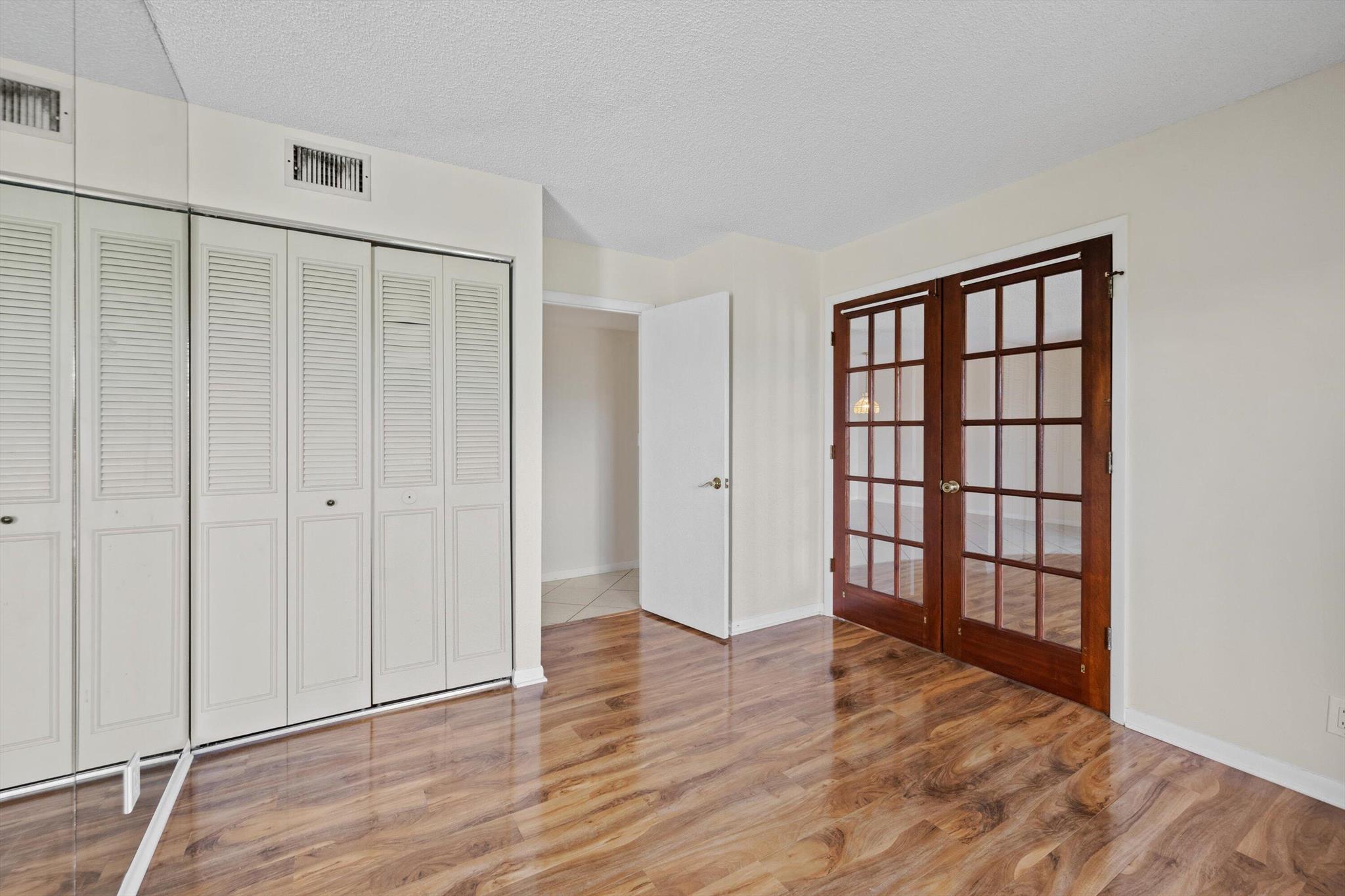 PINE RIDGE AT MARTIN DOWN - Residential