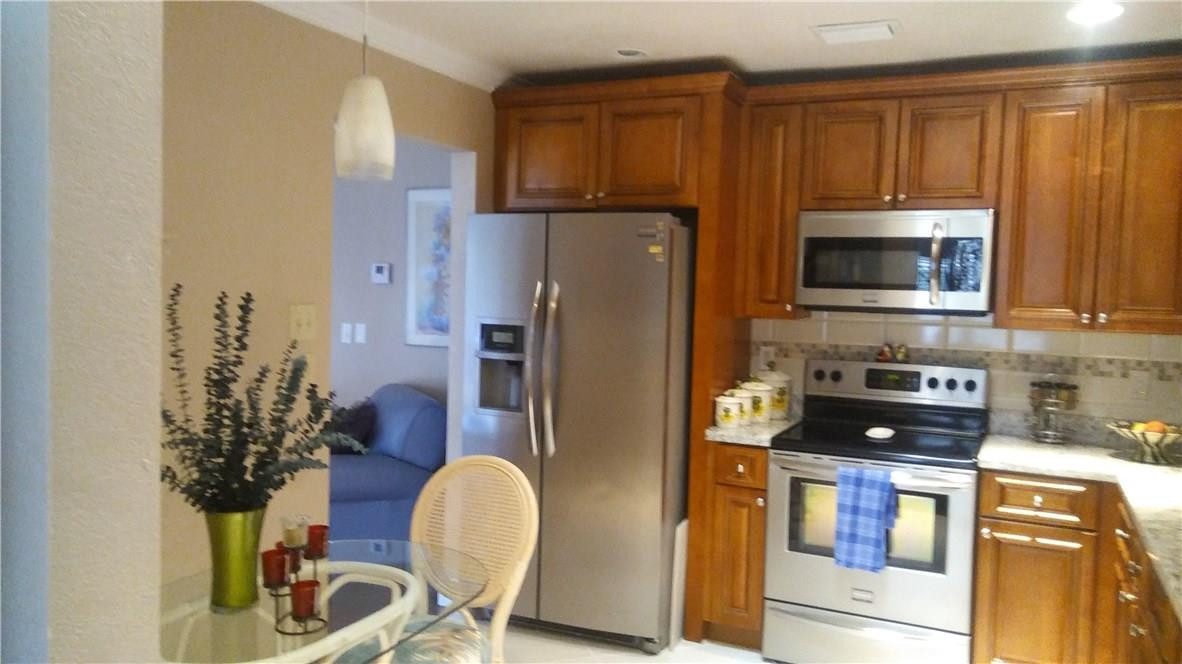 Delray Villas 01 - Residential