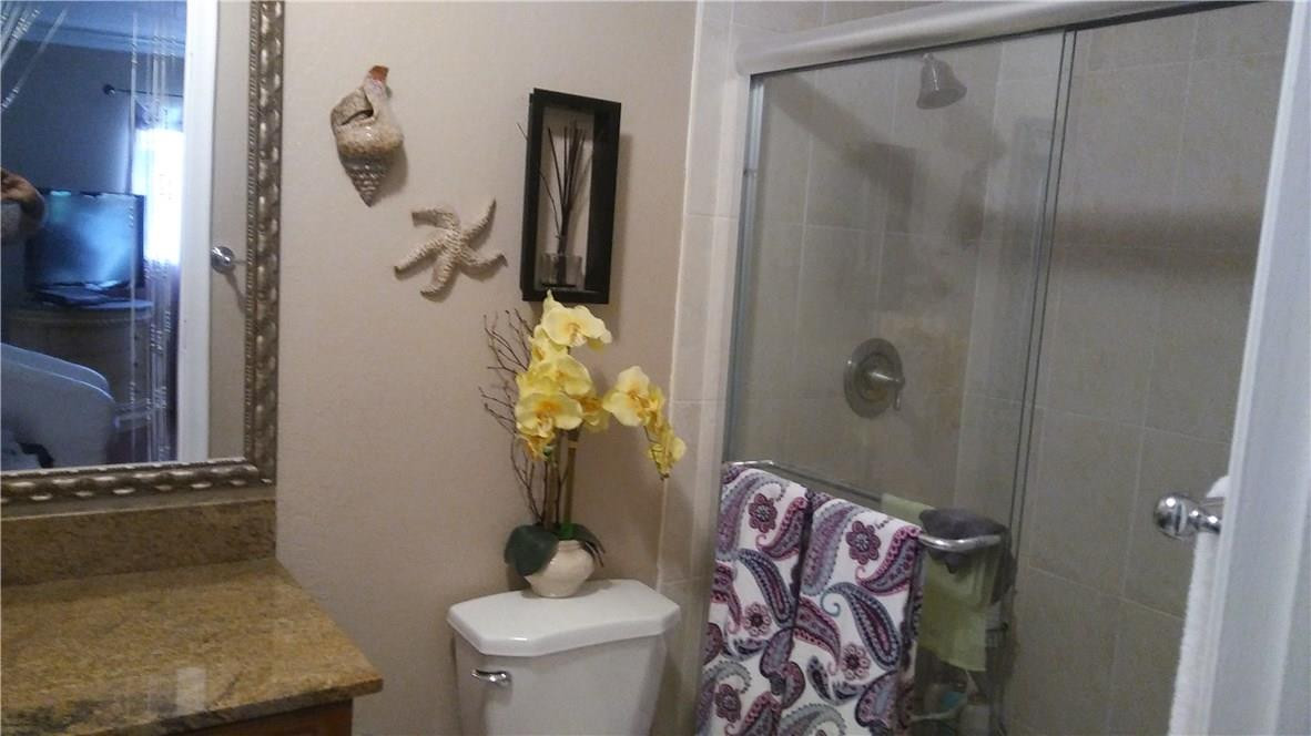 Delray Villas 01 - Residential