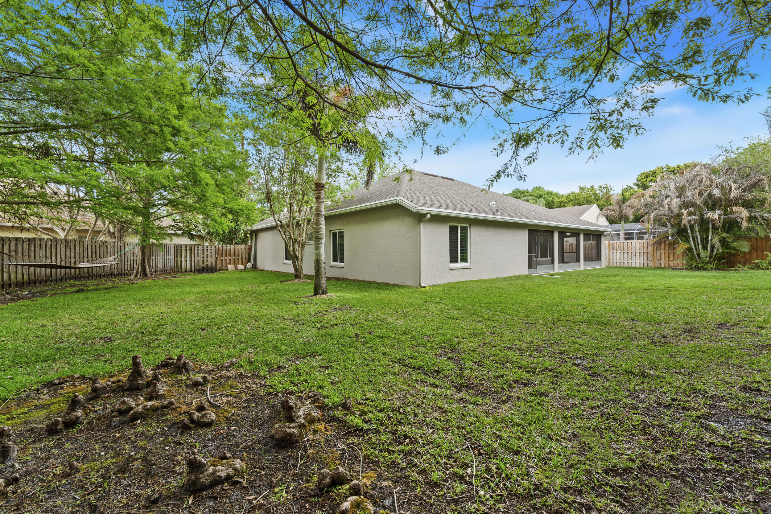 ISLESWORTH - Residential