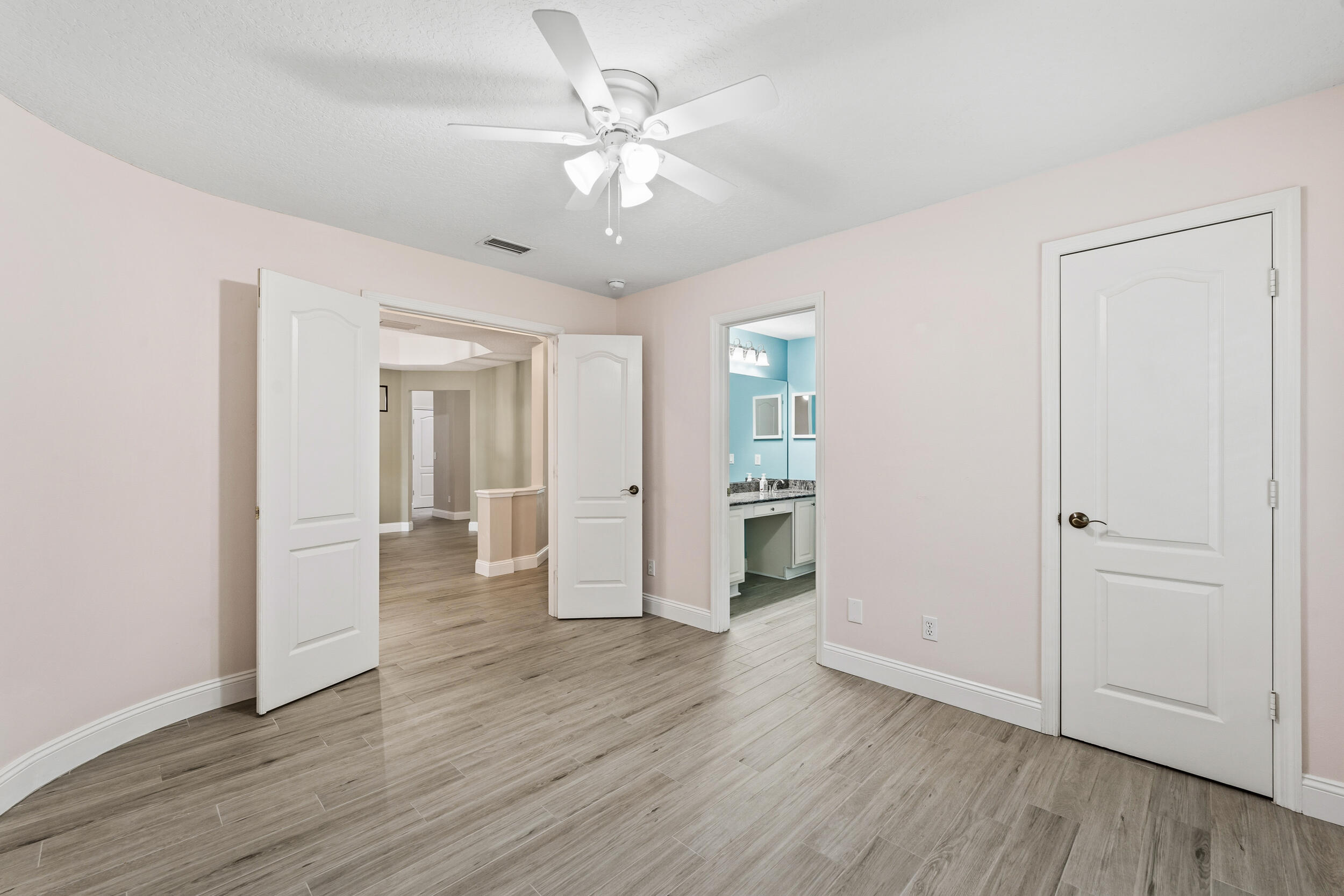 ISLESWORTH - Residential