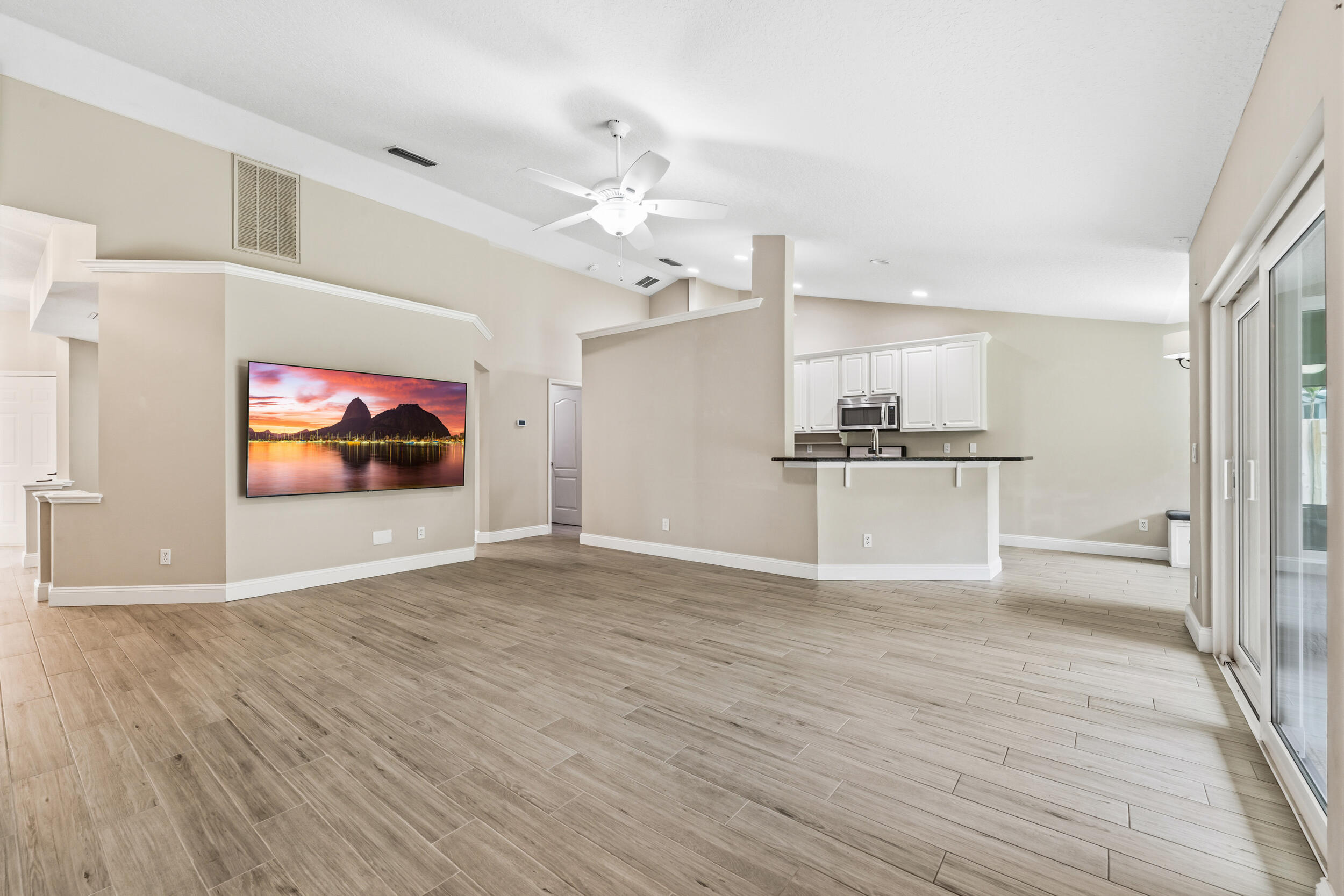 ISLESWORTH - Residential