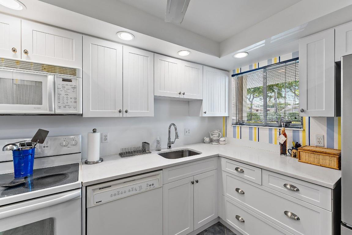 POINCIANA LAKES CONDO - Residential