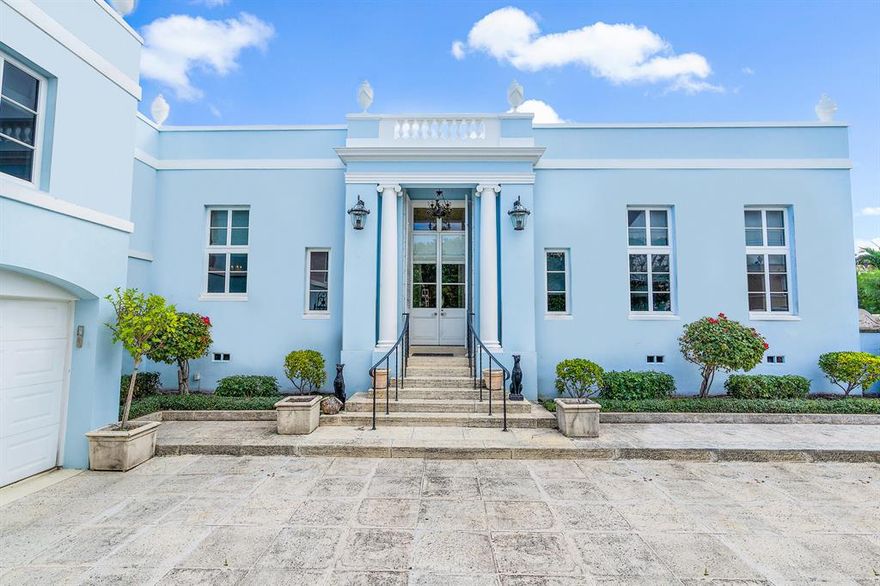 Exceptional Regency Investment-One home from Ocean. High dramatic ceilings-Elegant and spacious rooms.