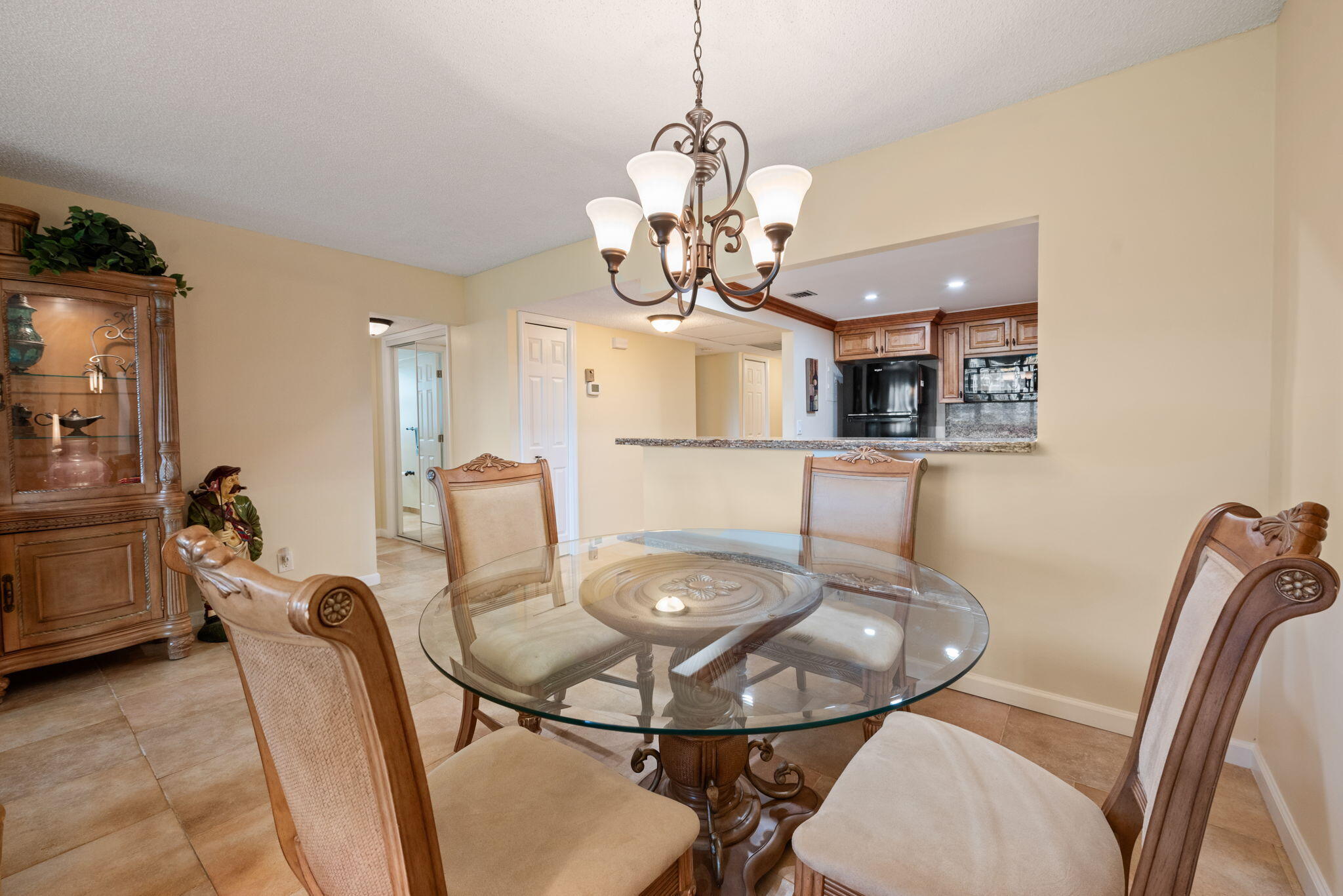 NO 27 PALM-AIRE COUNTRY CLUB - Residential