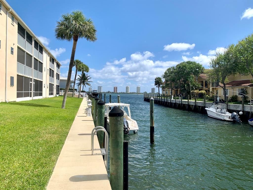 Photo of 120 Lehane Ter 208 Terrace #208, North Palm Beach, FL 33408 (MLS # R10699399)