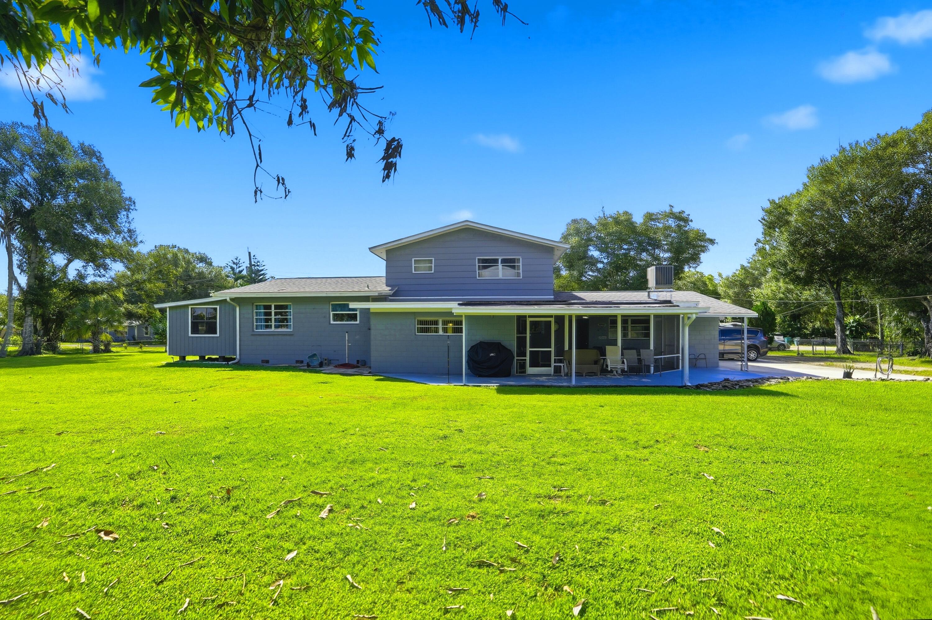 3306 MEADOW Lane