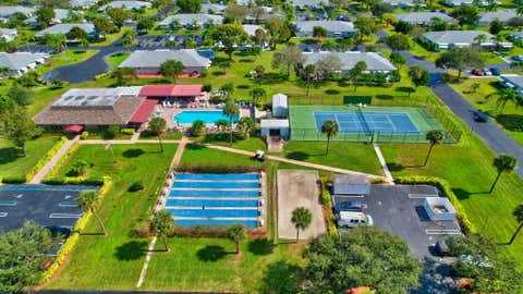 Tiny photo for 1350 High Point Way Way SE #D, Delray Beach, FL 33445 (MLS # B26027047)