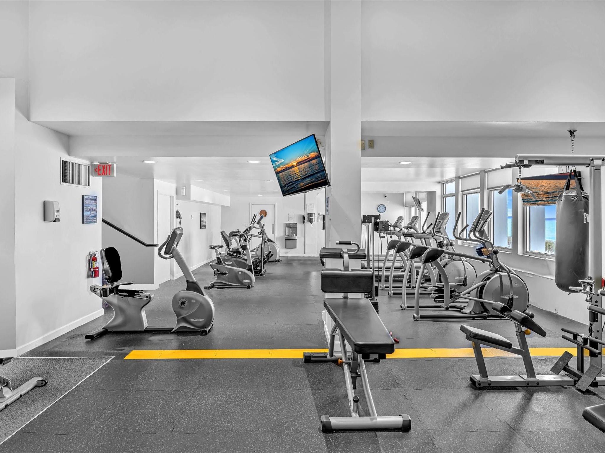 PLAZA EAST - Residential