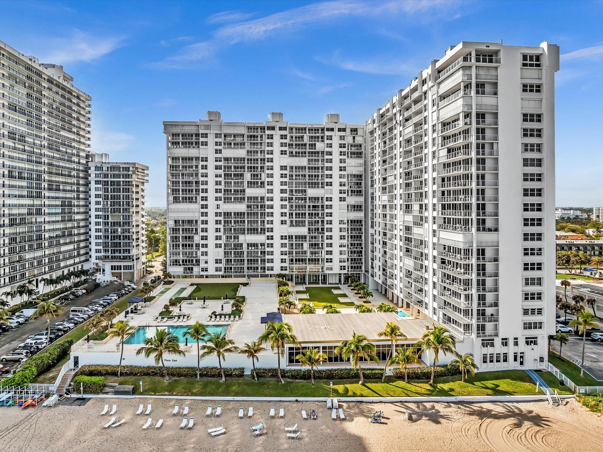 PLAZA EAST - Residential