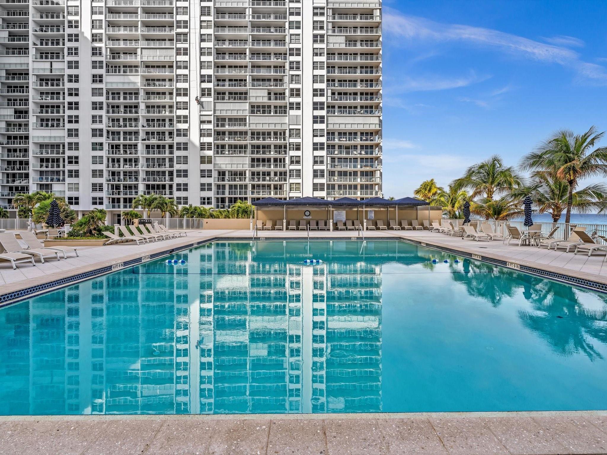 PLAZA EAST - Residential