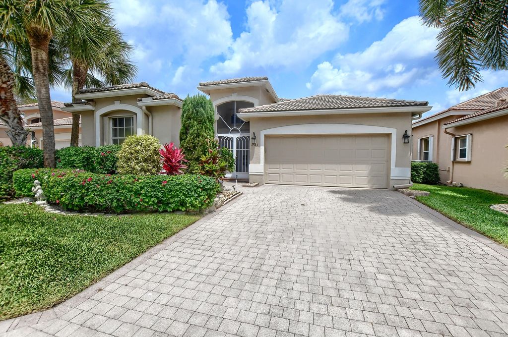 Photo of 6553 Via Trento, Delray Beach, FL 33446 (MLS # R10788065)