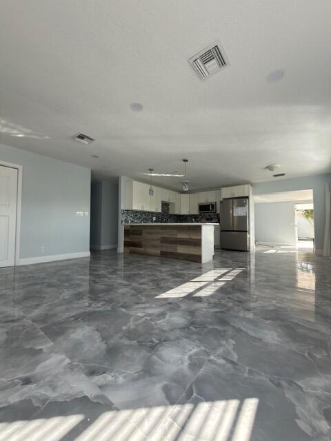 364 Garden Boulevard