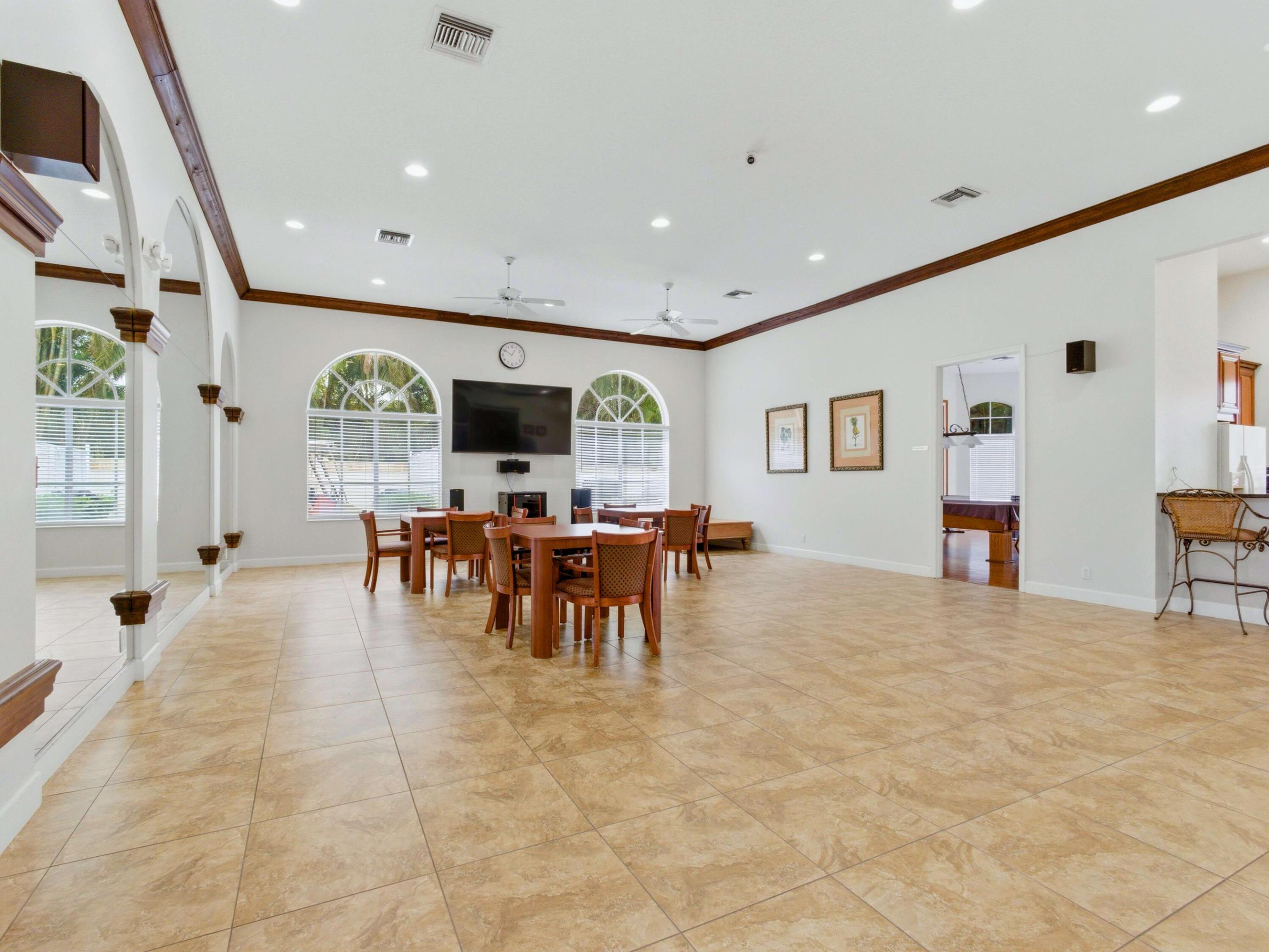 PALLADIUM TWIN LAKES - Residential