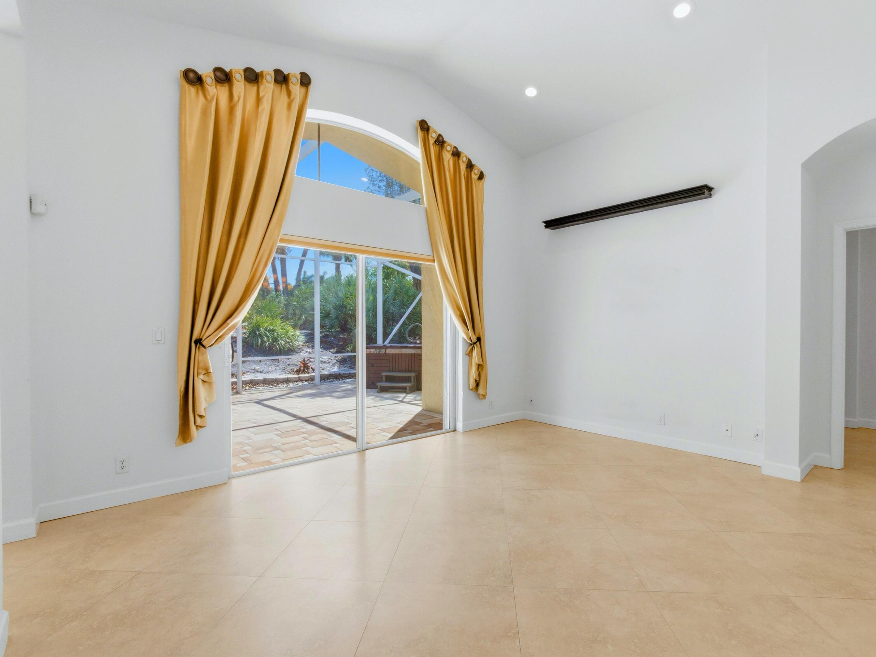 PALLADIUM TWIN LAKES - Residential