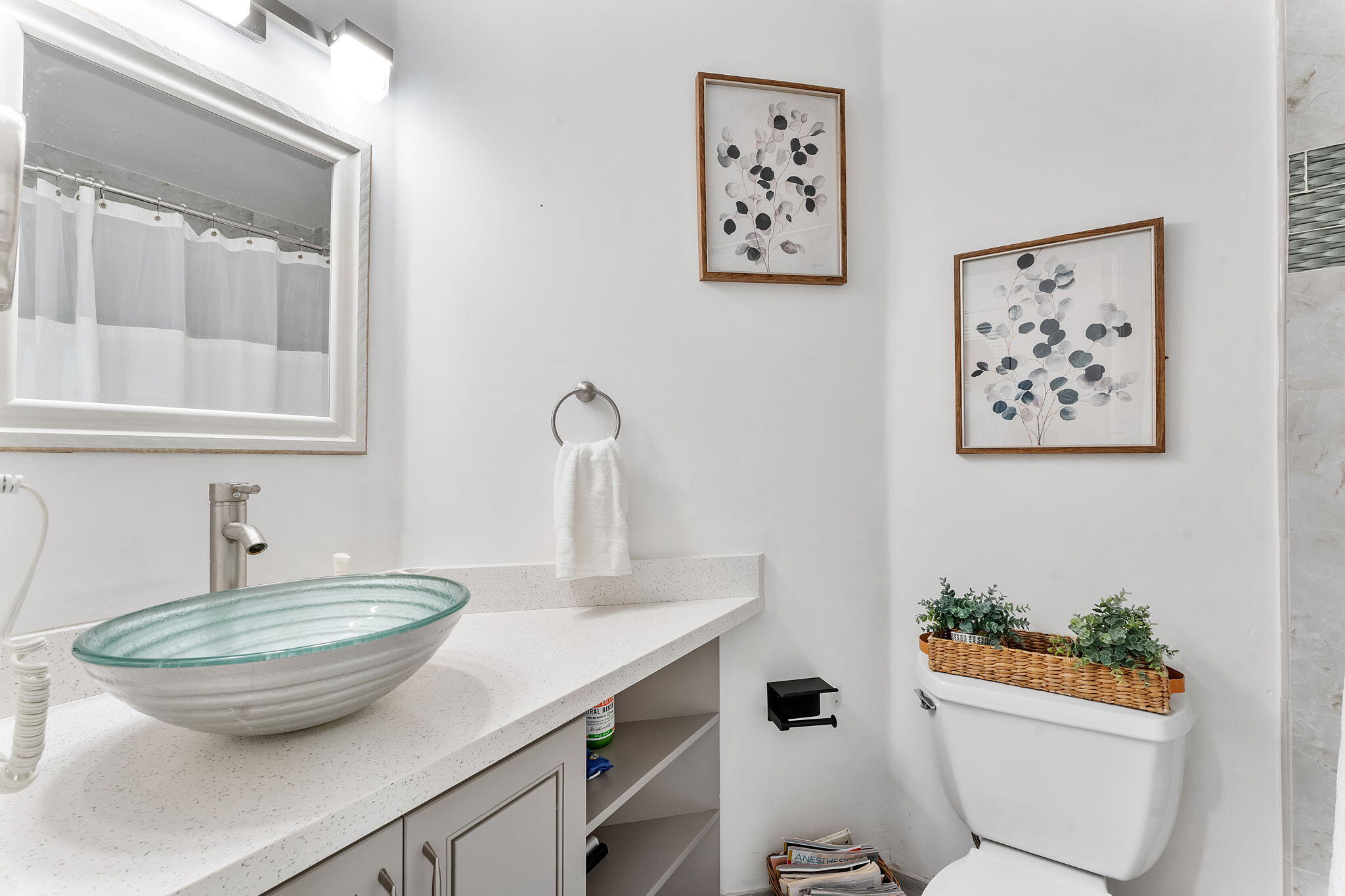 ILLUSTRE VILLAGE CONDO - Residential