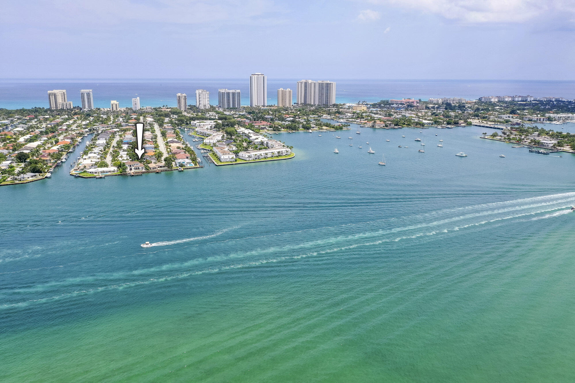 Yacht Harbor Manor - Residential