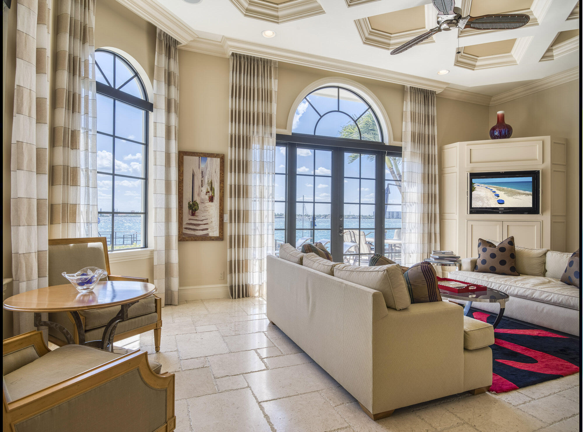 Yacht Harbor Manor - Residential