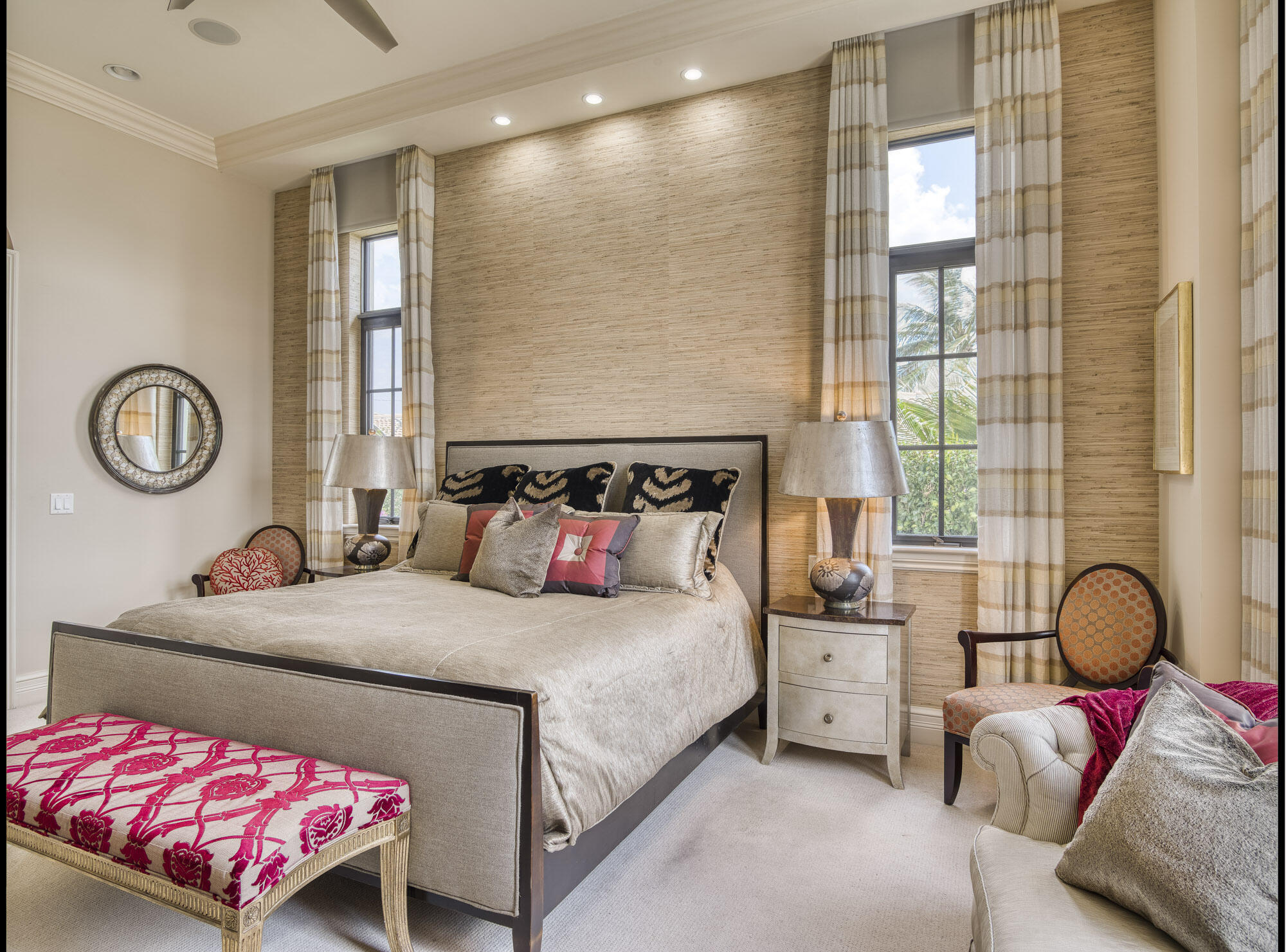 Yacht Harbor Manor - Residential