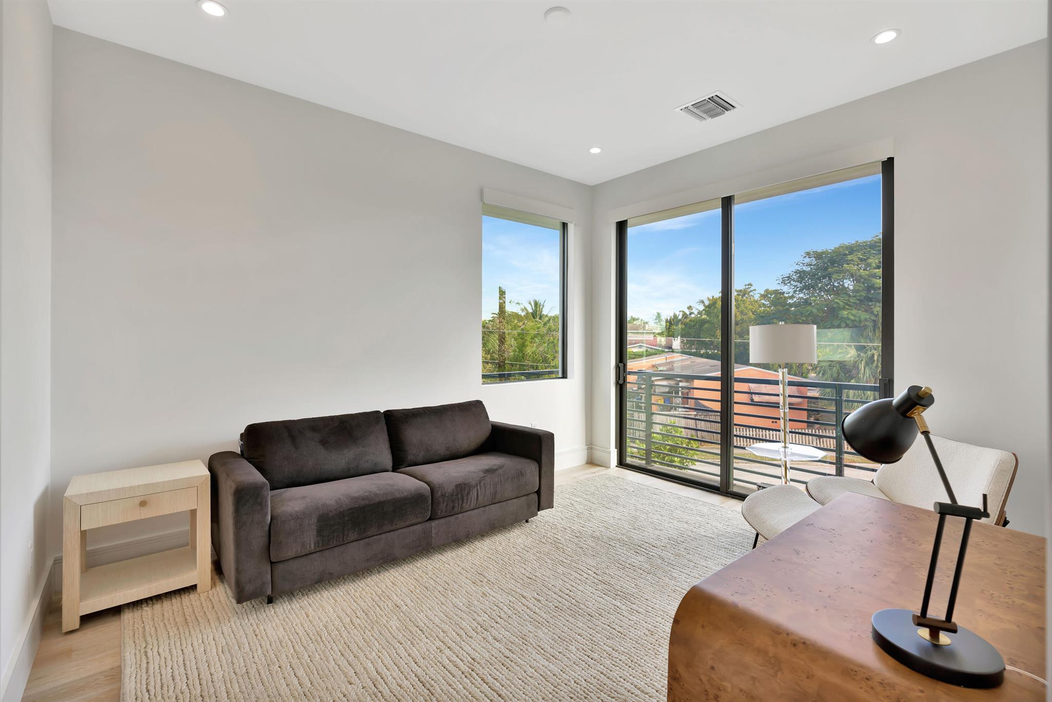 PARK CENTRAL RPD - Residential Lease