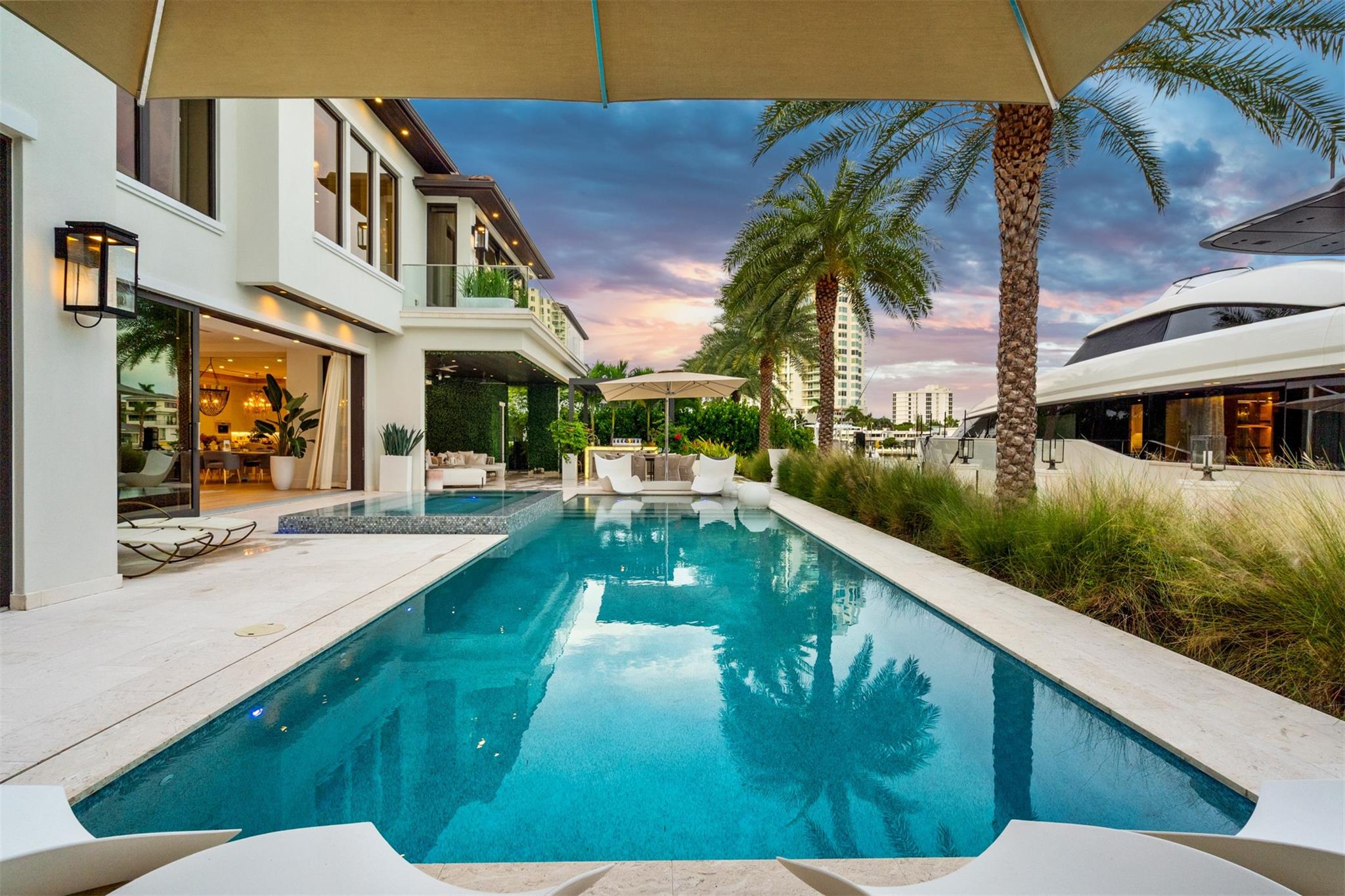 Isla Bahia 47-27 B - Residential
