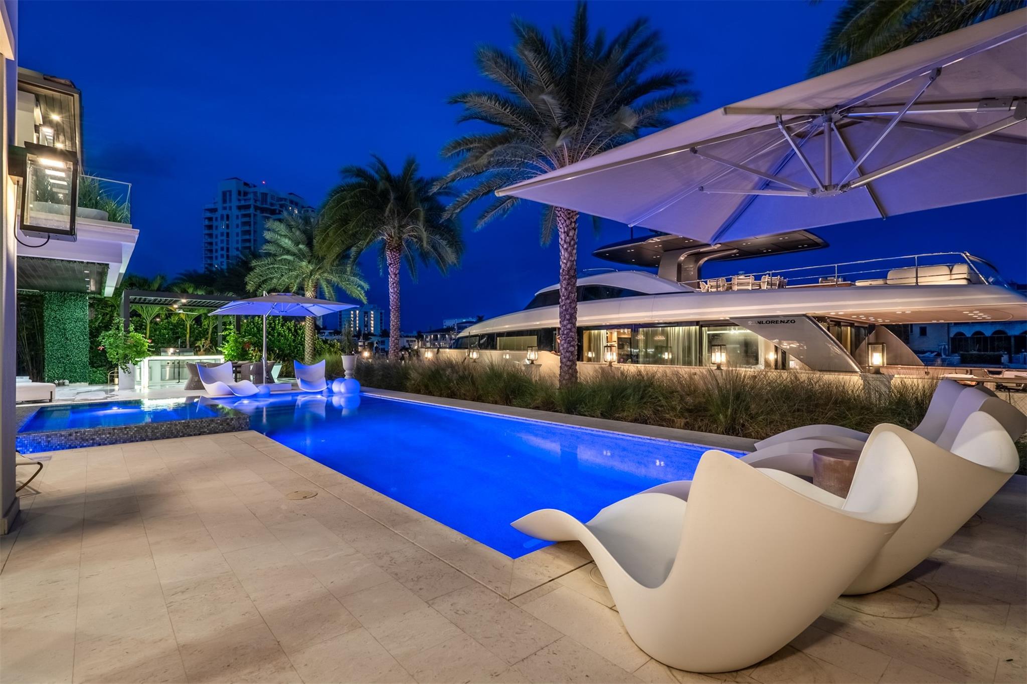 Isla Bahia 47-27 B - Residential