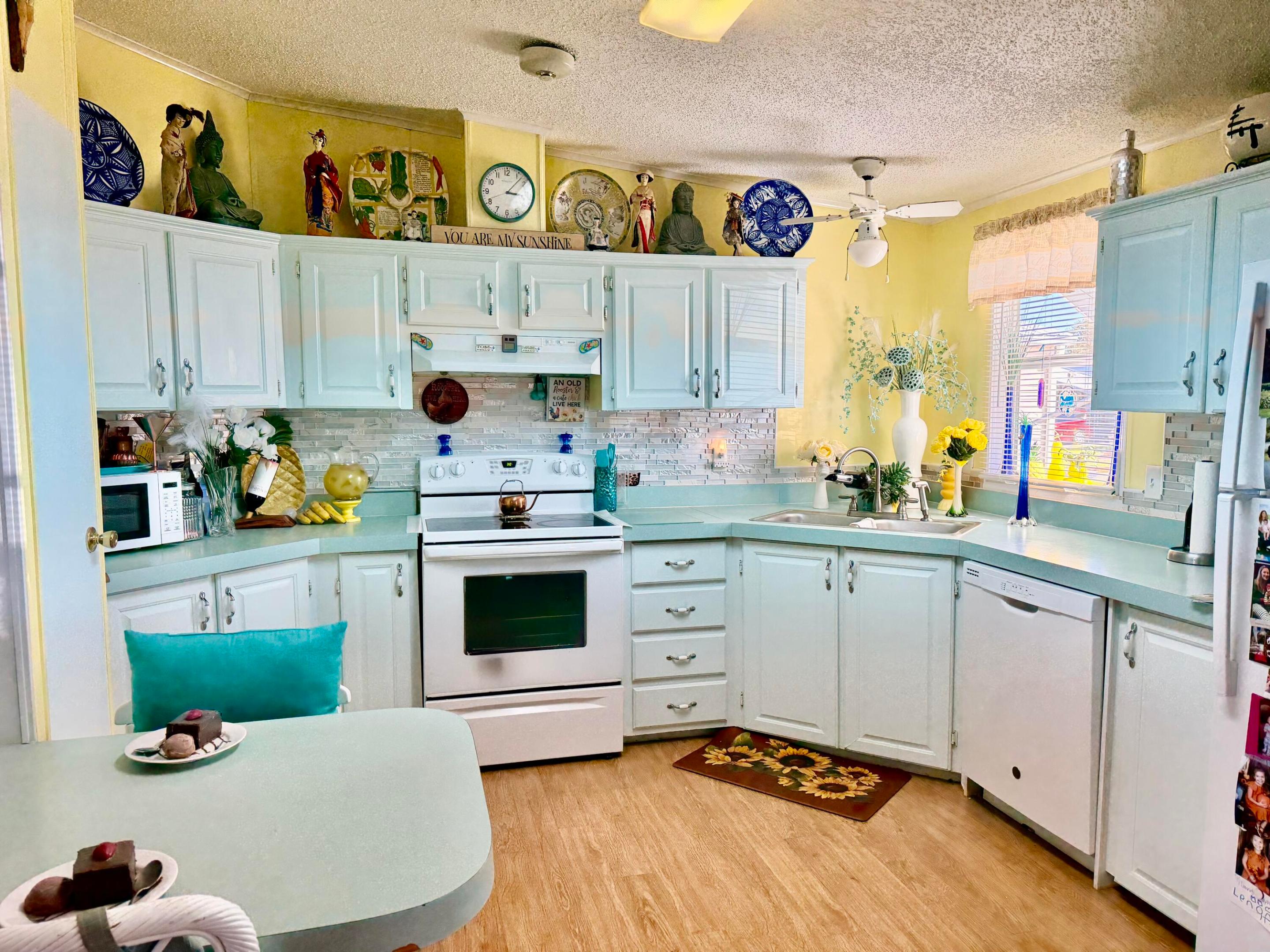 SEMINOLE COVE CONDOMINIUM - Residential