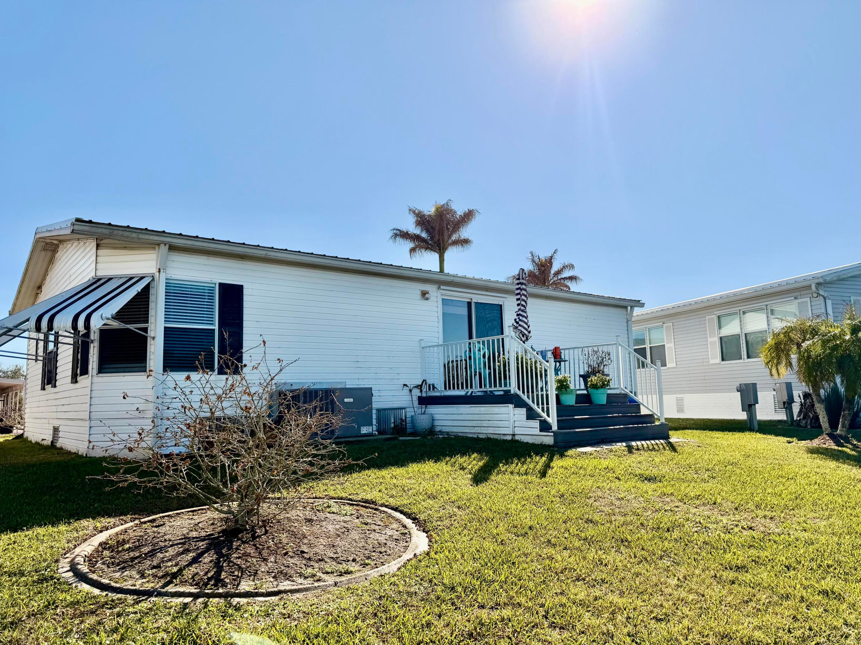 SEMINOLE COVE CONDOMINIUM - Residential