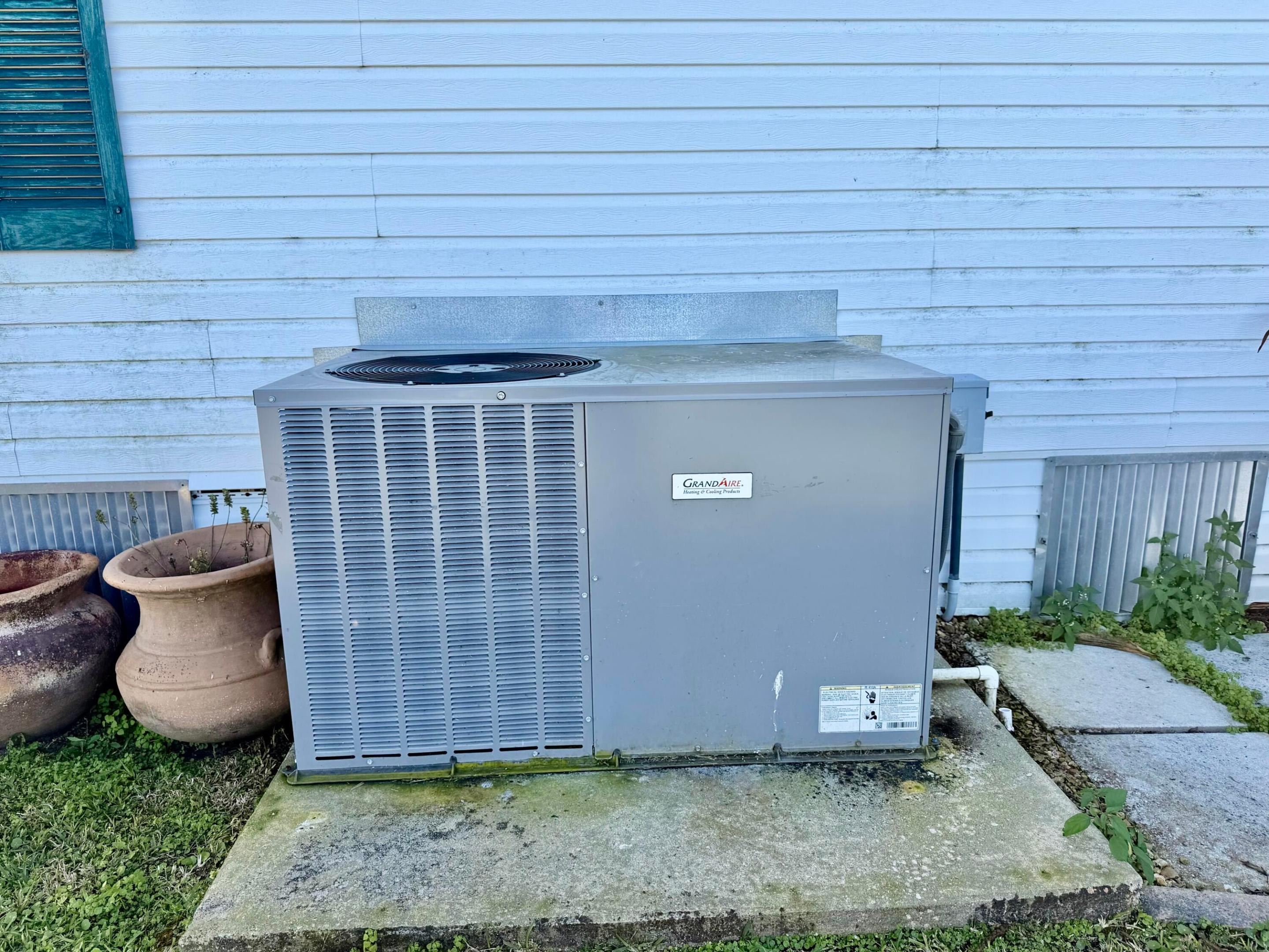 SEMINOLE COVE CONDOMINIUM - Residential