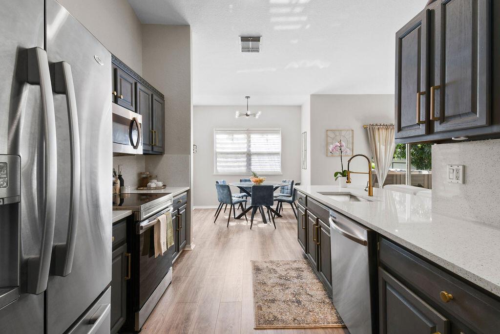 PORT ST LUCIE-SECTION 04 - Residential