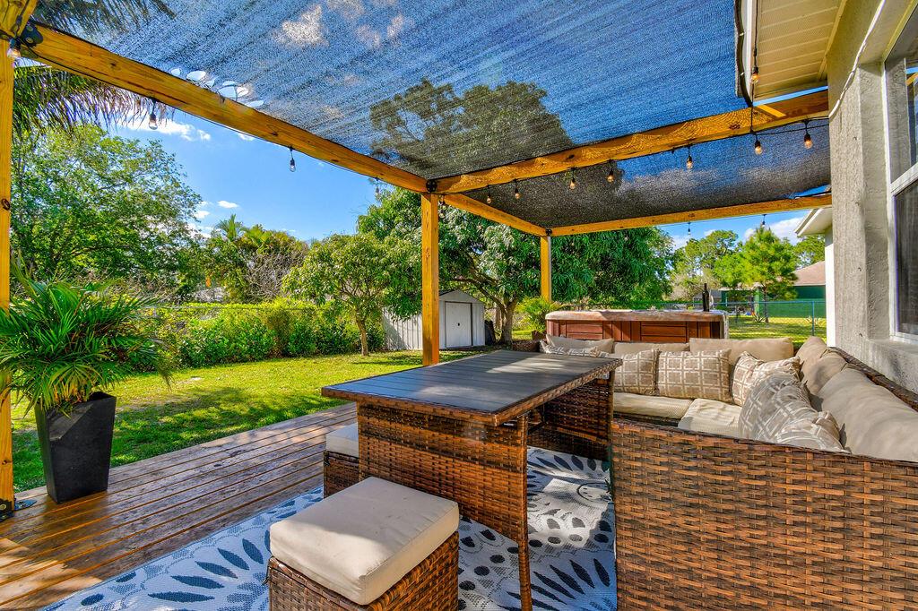 PORT ST LUCIE-SECTION 04 - Residential