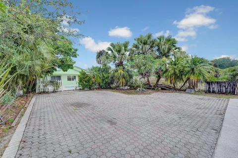 6959 Clendenin Street, Lake Worth, FL MLS: R11083615
