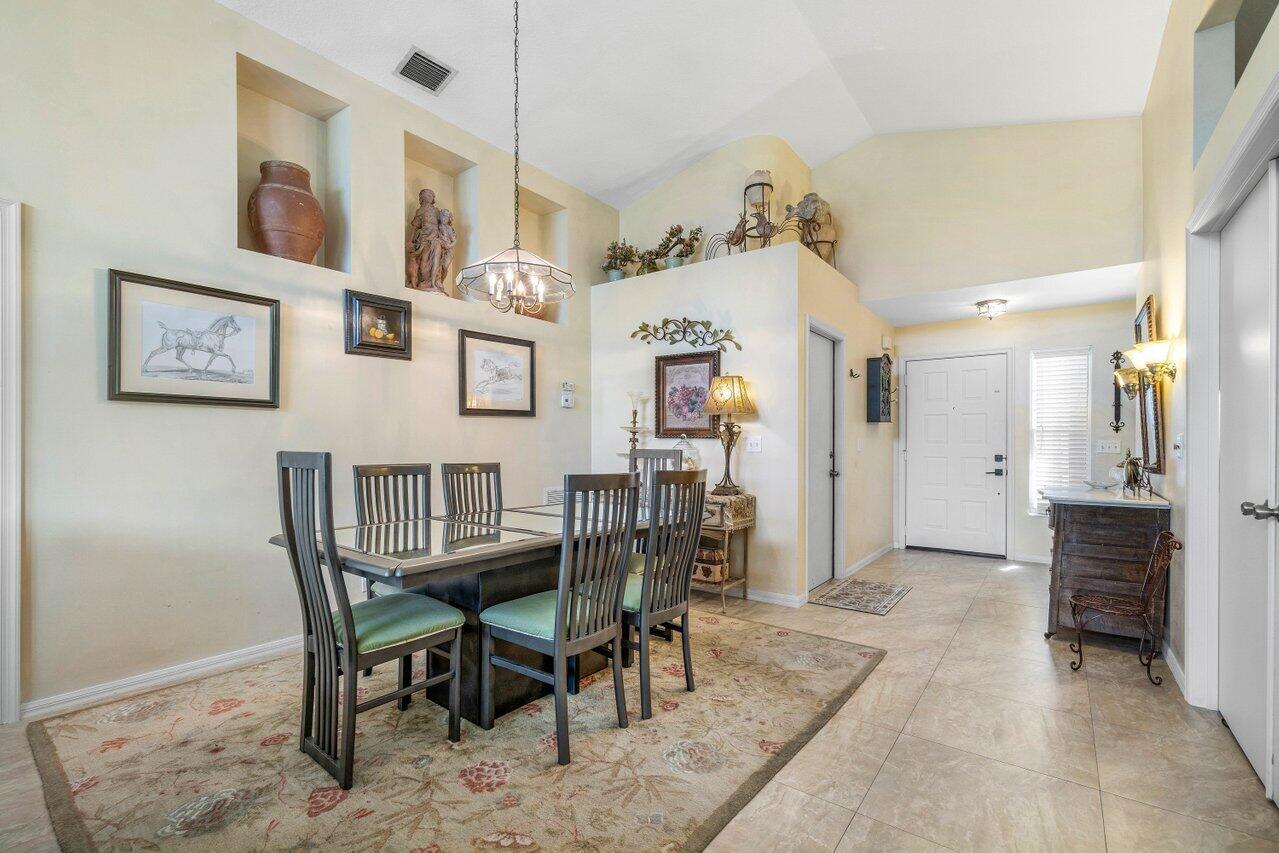 FAIRWAY COVE OF WELLINGTON - Residential Lease