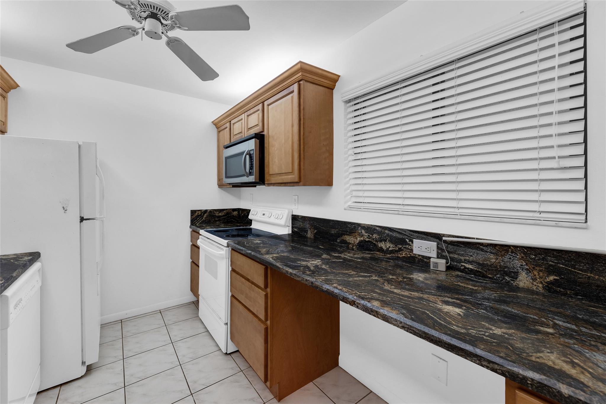 BOCA TERRACE COND PHASE I - Residential