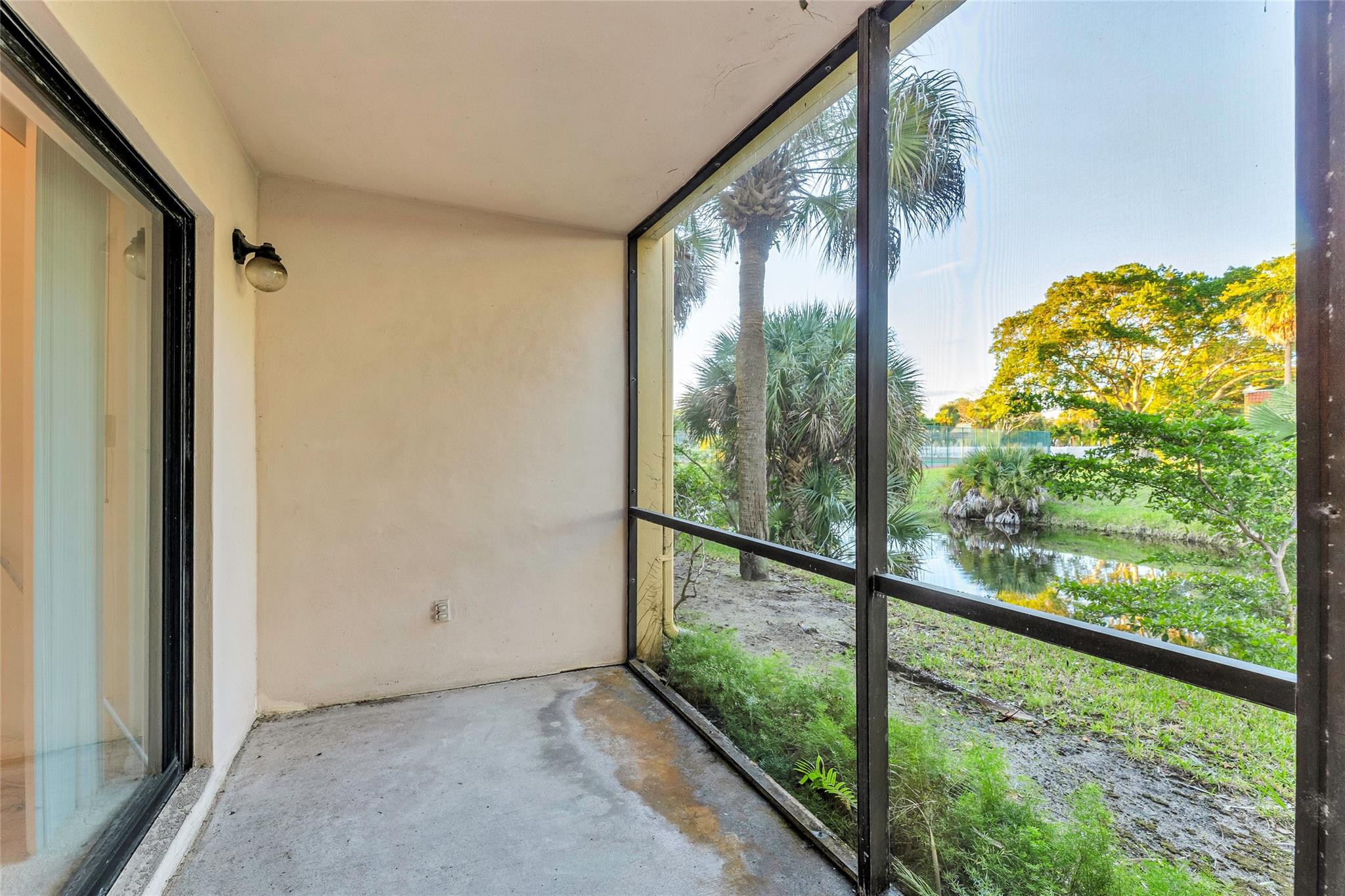 BOCA TERRACE COND PHASE I - Residential