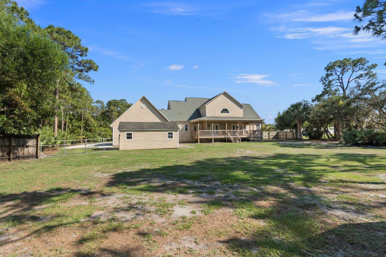 ST LUCIE INLET FARMS - Residential