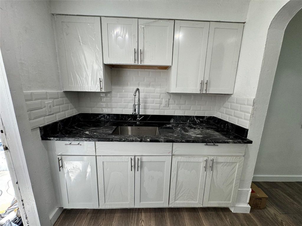 Photo of 1947 Madison St #3, Hollywood, FL 33020 (MLS # F10513187)