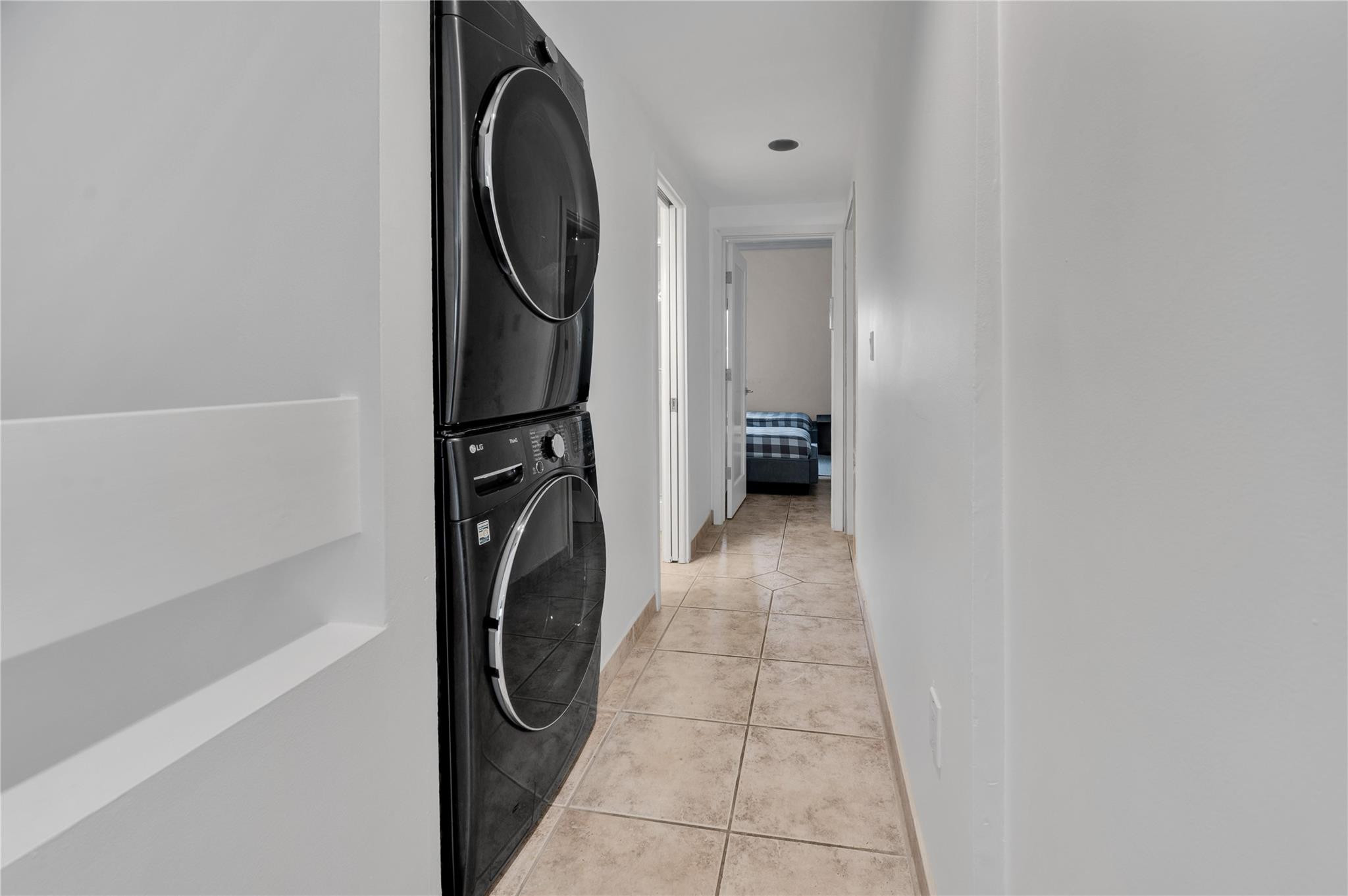 POINCIANA IS YT & RCQ CLUB CONDO - Residential