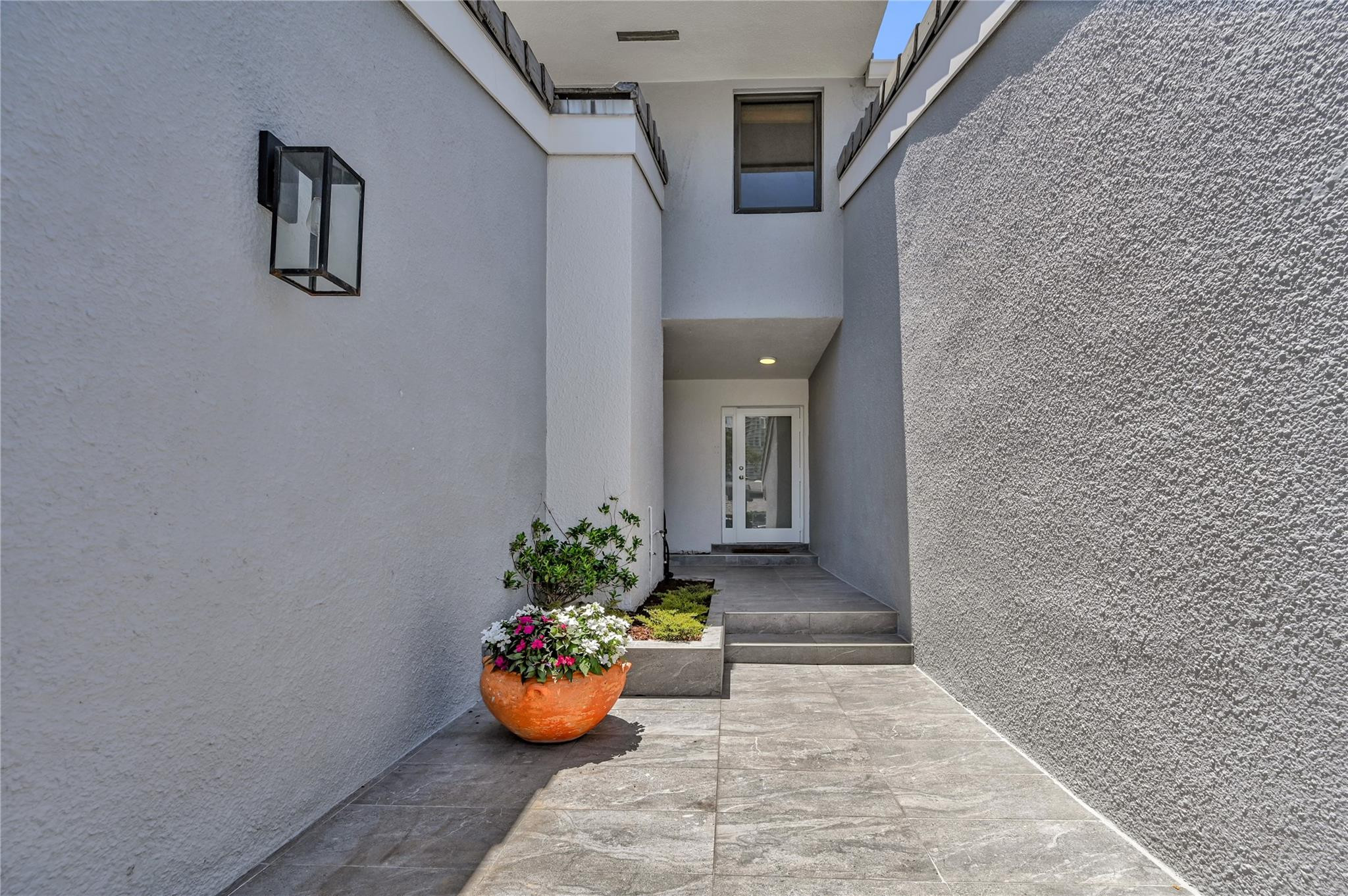 POINCIANA IS YT & RCQ CLUB CONDO - Residential